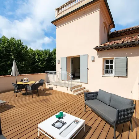 Golf & Chateau De La Begude The Originals Collection 4* Valbonne